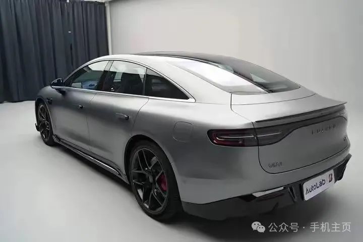 华为Pura系列:智能与美学的完美结合_华为Pura系列:智能与美学的完美结合_华为Pura系列:智能与美学的完美结合