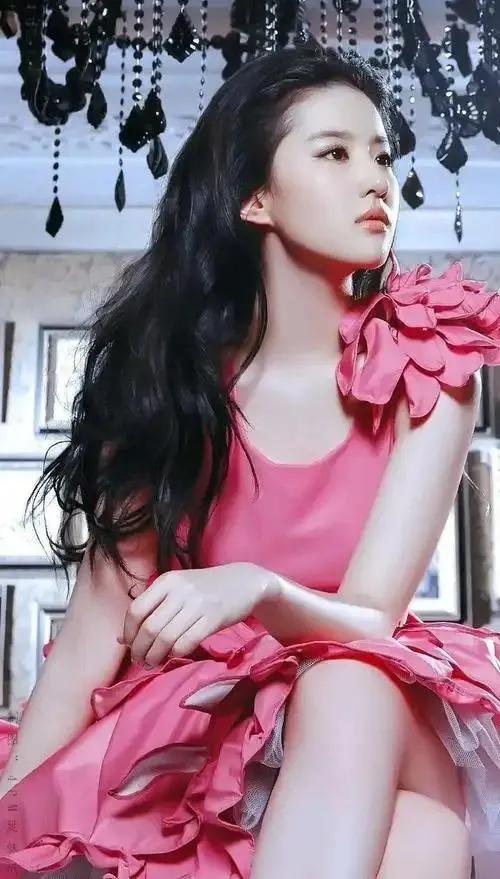 刘亦菲仙女姐姐造型来袭_小仙女刘亦菲_刘亦菲:银幕上的仙女