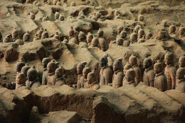 国宝档案秦始皇陵兵马俑_秦始皇陵墓秘密兵马俑图片_秦始皇的陵墓与兵马俑的秘密