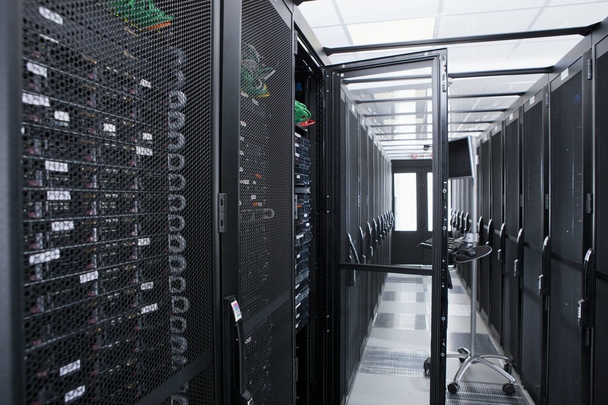 黑暗摄像头都是红点吗_TP-Link摄像头的夜视功能:黑暗中的守护_摄像头黑光夜视是什么意思