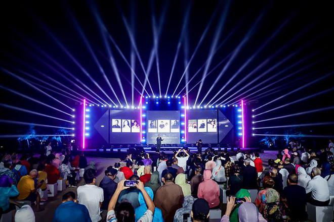 数字时代消费者的变化_数字艺术的新时代：NFT如何改变创作与消费的方式_消费时代艺术的作用