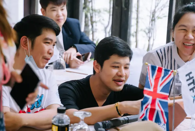 加密货币上交易所有哪些步骤_加密货币交易费用_在决定使用哪个加密交易平台之前，研究和比较不同的加密交易平台也很重要。考虑用户界面、费用、可用的加密货币和客户支持等因素。检查平台的安全措施也很重要，以确保您的个人信息和资产受到保护。