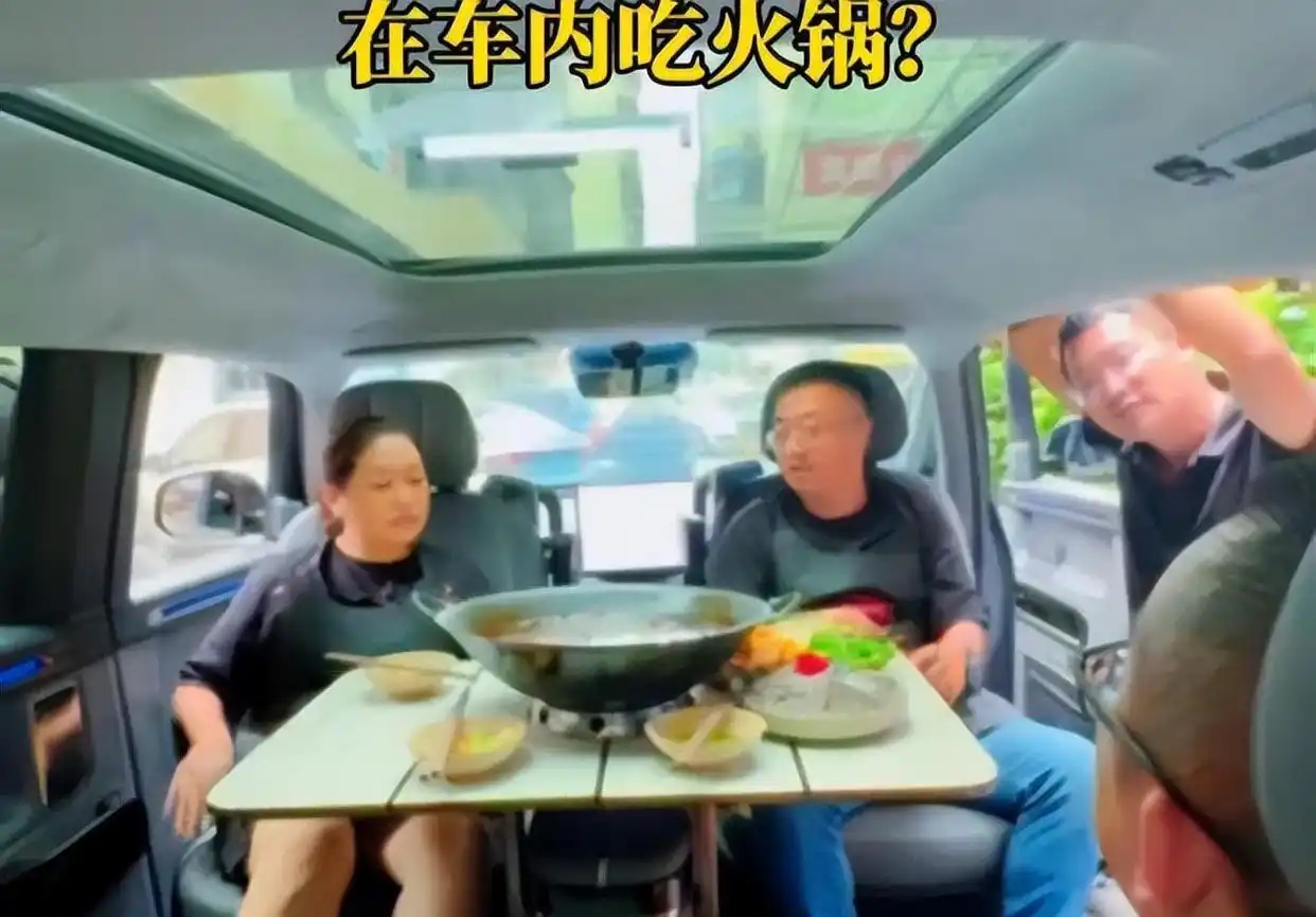 卡式炉使用不当引发的一场火锅灾难，消费者的反思与总结_火锅店火灾案例_吃火锅发生火灾