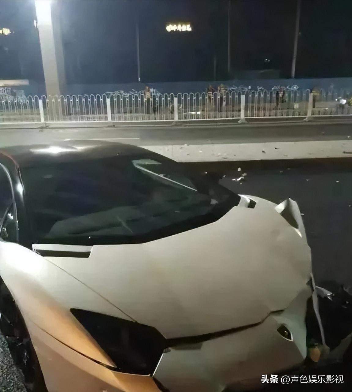 李易峰的音乐视频播放量破亿,广受欢迎_继续播放李易峰的短视频_我想看李易峰视频