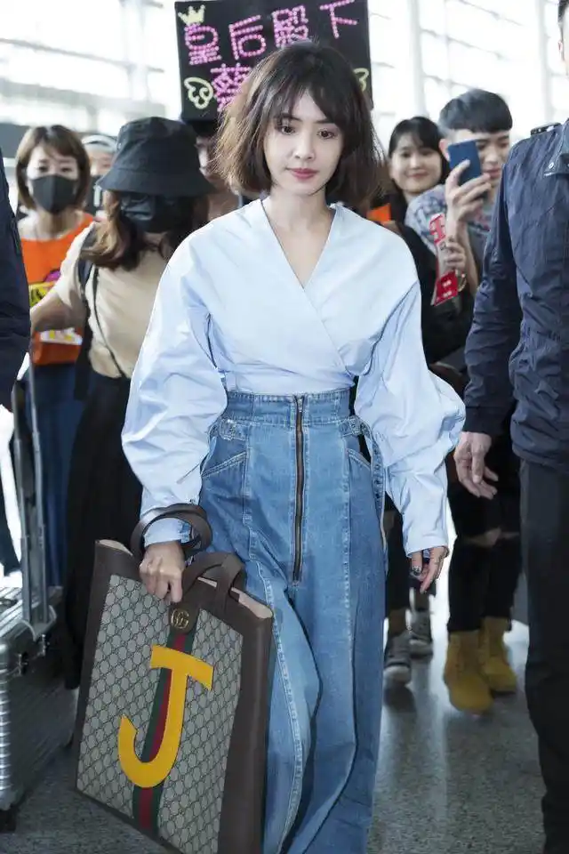 蔡依林模仿谁_蔡依林的时尚造型成为粉丝模仿的对象_蔡依林模仿日本女明星