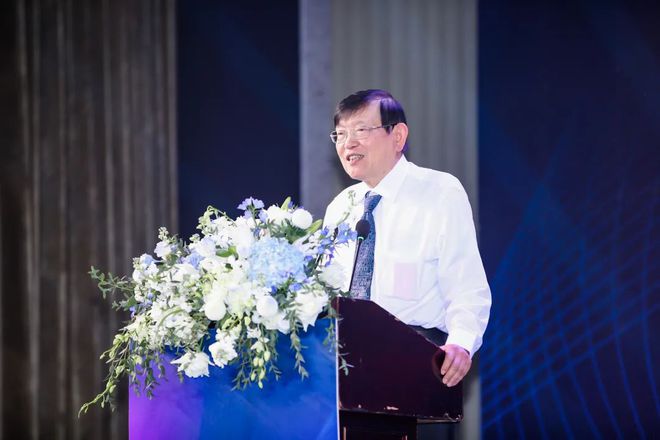 胡润商业推动文化发展的原因_胡润商业推动文化发展的意义_胡润如何推动商业文化的发展