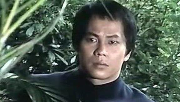 李小龙对比明星武打视频_李小龙和谁比武过_李小龙与其他武打明星的对比