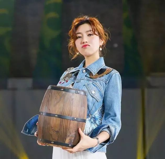 郭采洁_郭采洁的老公是谁_郭采洁短发造型图片