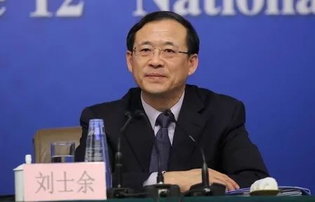 适应一个新的环境英文_环境适应障碍怎么办_USDT在全球金融环境中的适应性