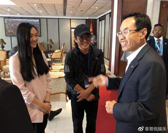 李连杰的电影奖项与成就分析_李连杰获奖视频大全_李连杰获奖情况