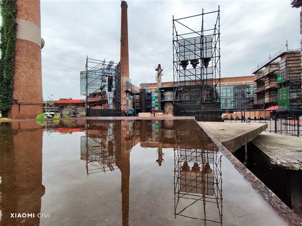 小米Civi体验：更轻更薄更好看 这还是小米手机吗？