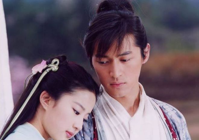 杨幂胡歌综艺节目_胡歌杨幂同台颁奖_杨幂与胡歌的银幕经典搭档