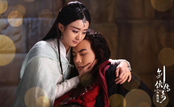 杨幂胡歌综艺节目_杨幂与胡歌的银幕经典搭档_胡歌杨幂同台颁奖