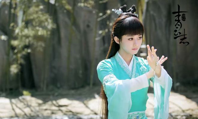 胡歌杨幂同台颁奖_杨幂胡歌综艺节目_杨幂与胡歌的银幕经典搭档