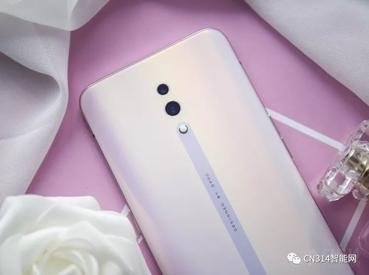 oppo手机的拍照功能_OPPO Reno系列:拍照功能解析与评测_oppo拍照功能