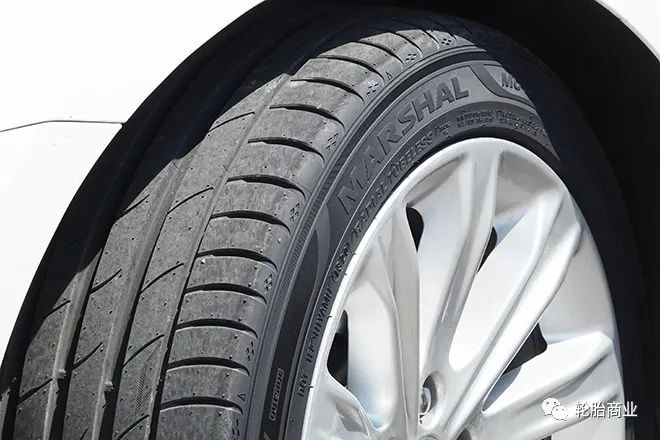 凯迪拉克舒适性怎么样_凯迪拉克驾驶感受_评测凯迪拉克的驾驶体验：舒适与操控