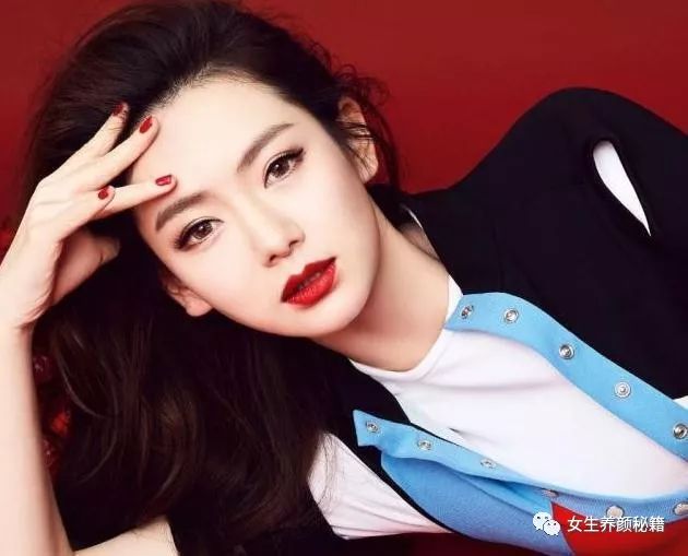 成龙搭档荧幕演员女演员是谁_成龙与女演员的荧幕搭档_成龙的搭档女演员