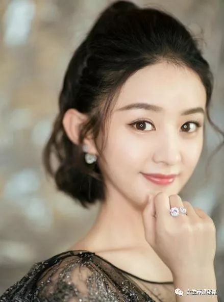 成龙与女演员的荧幕搭档_成龙搭档荧幕演员女演员是谁_成龙的搭档女演员