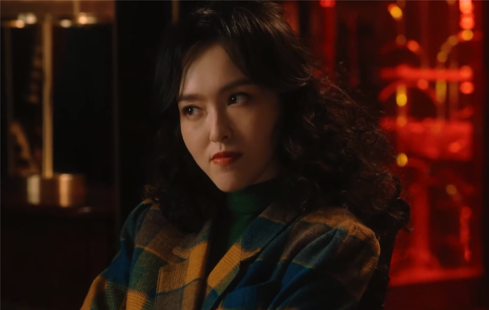 成龙搭配过的女演员_成龙搭档荧幕演员女演员是谁_成龙与女演员的荧幕搭档