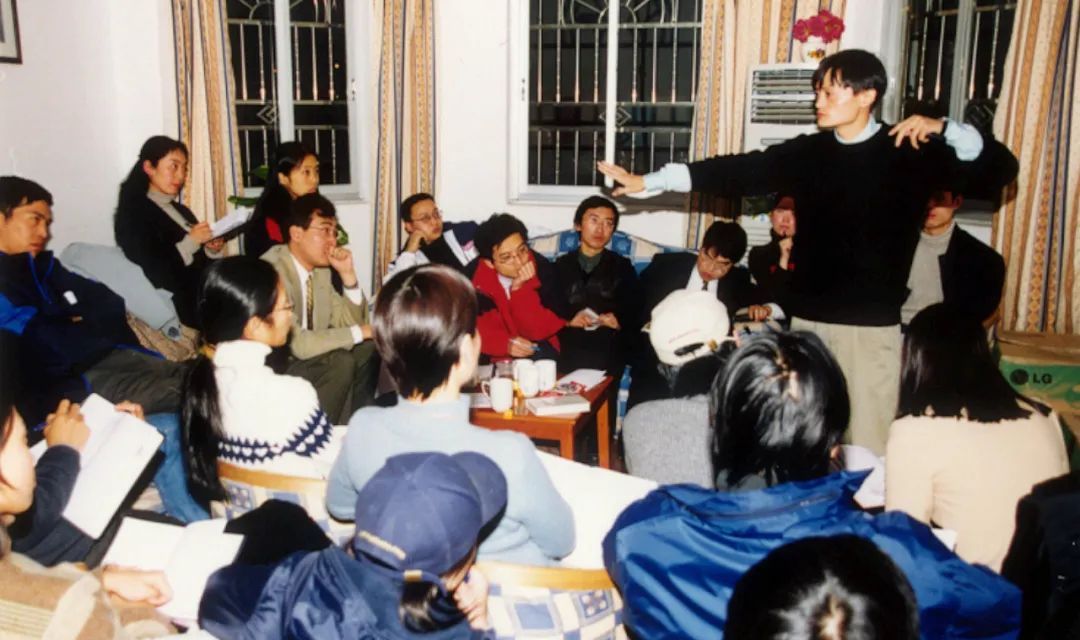 早期创业时期的马云，图源：阿里巴巴官网