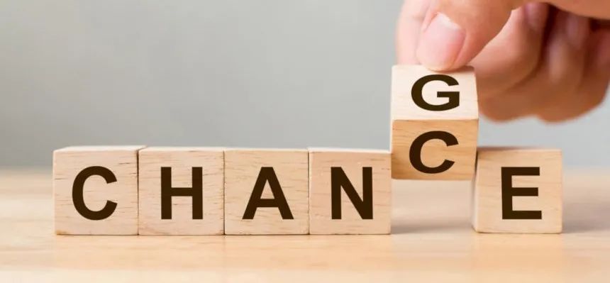 货币虚拟化的逻辑过程_货币虚拟化的原因_虚拟货币对于传统金融体系的影响:挑战与机遇并存