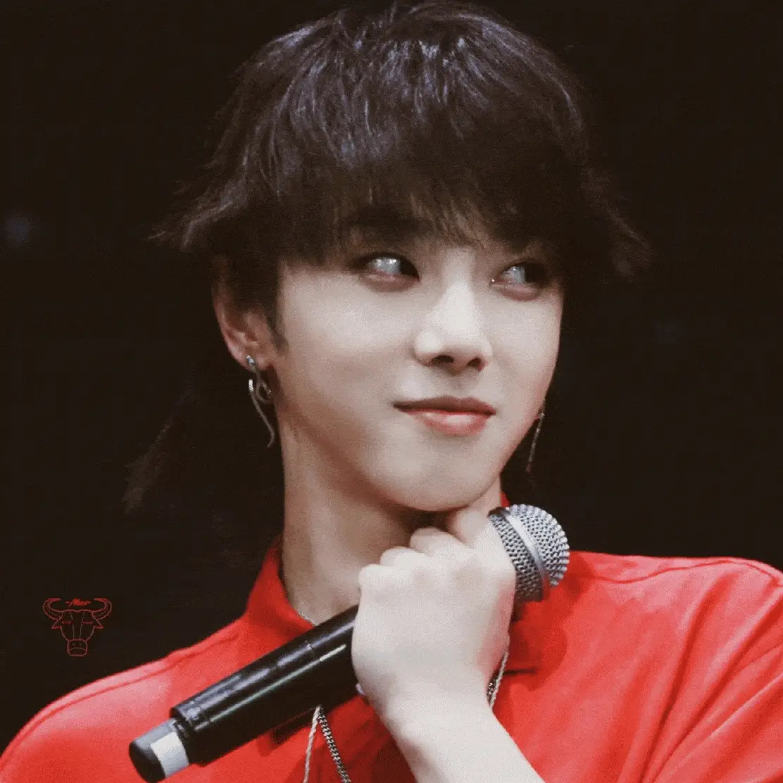 张国荣对待粉丝_张国荣的粉丝文化与影响力_张国荣的粉丝是什么年代