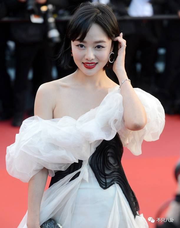 金巧巧的明星品牌与商业合作_金巧巧经纪公司_金巧巧娱乐圈老板娘