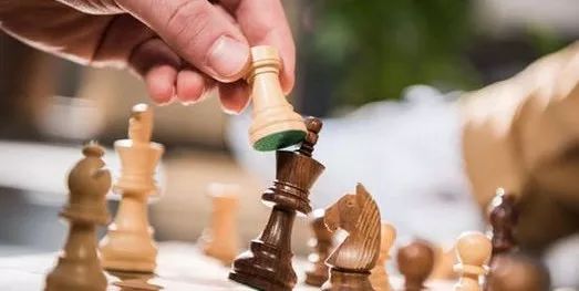 马化腾社会价值_社交时代的领军者:马化腾的故事_马化腾是什么样的谈判者