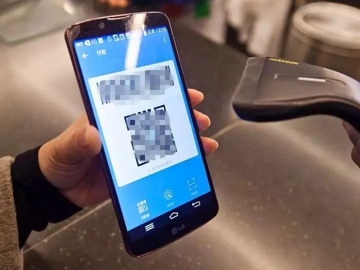 马化腾的社交软件有哪些_马化腾采访微信社交软件_社交时代的领军者：马化腾的故事