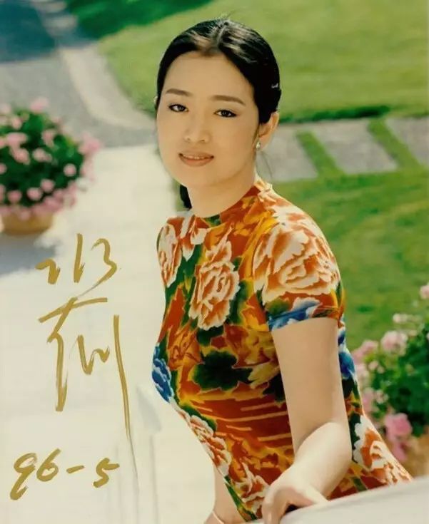 想知道张艺谋和巩俐的事_张艺谋巩俐夫妻相_巩俐与张艺谋：合作与艺术的火花