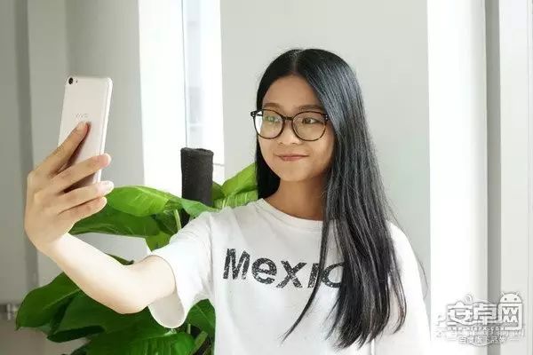 ViVo手机的游戏性能与流畅度评测_vivo游戏性能好的手机_vivo手机流畅度排名