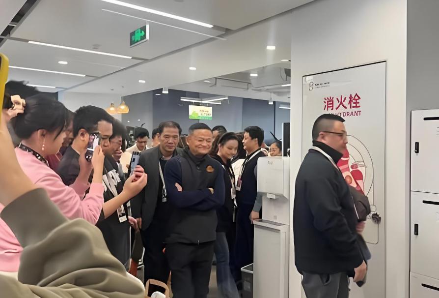 马云与科技合作的创新实践_马云创新的例子200简短_马云科技引领创新驱动