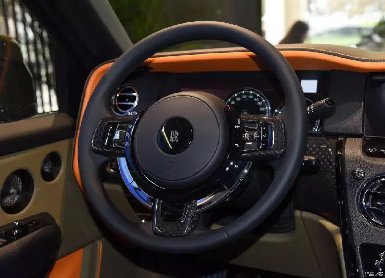 劳斯莱斯的车队管理与企业服务_劳斯莱斯车队多少钱_劳斯莱斯汽车服务中心是干嘛的