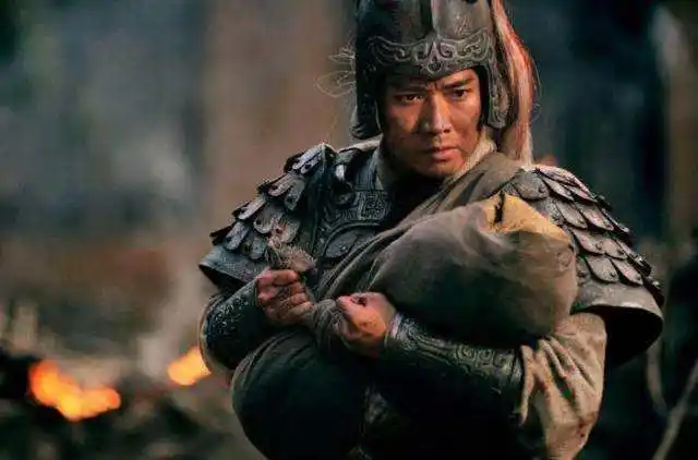 赵云在《三国演义》中的形象_赵云三国演义形象中的角色_赵云三国演义形象中的人物
