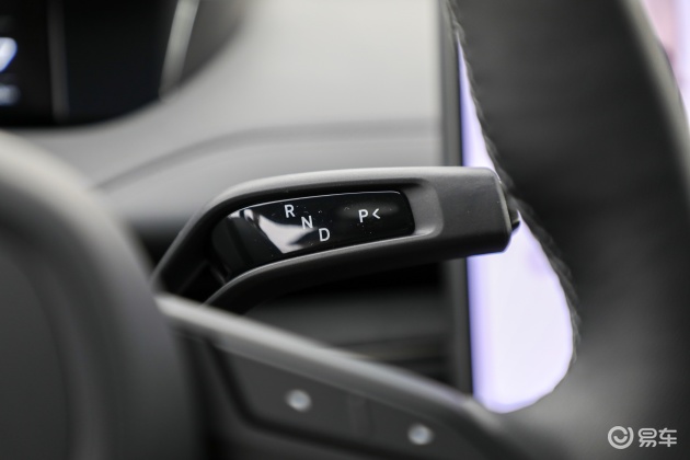 小米轿车_小米汽车的设计如何让驾驶更舒适？_小米的驾车场景是什么