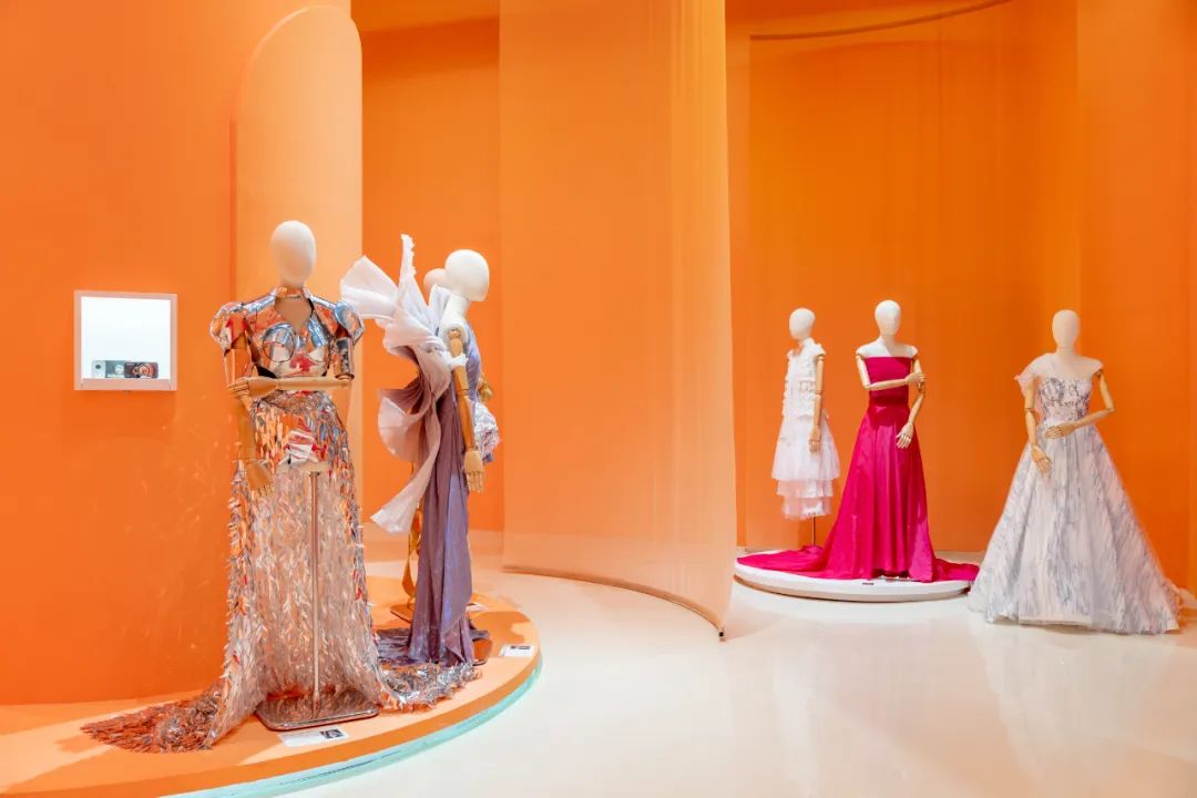 李宗盛经典音乐会_李宗盛乐队_李宗盛的回顾展即将揭幕，带领乐迷走进音乐的过去