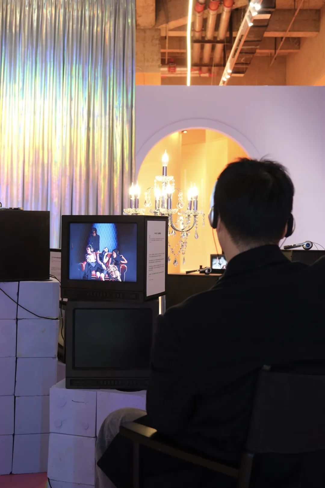 李宗盛经典音乐会_李宗盛乐队_李宗盛的回顾展即将揭幕，带领乐迷走进音乐的过去