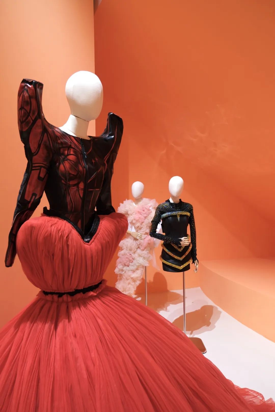 李宗盛乐队_李宗盛的回顾展即将揭幕，带领乐迷走进音乐的过去_李宗盛经典音乐会