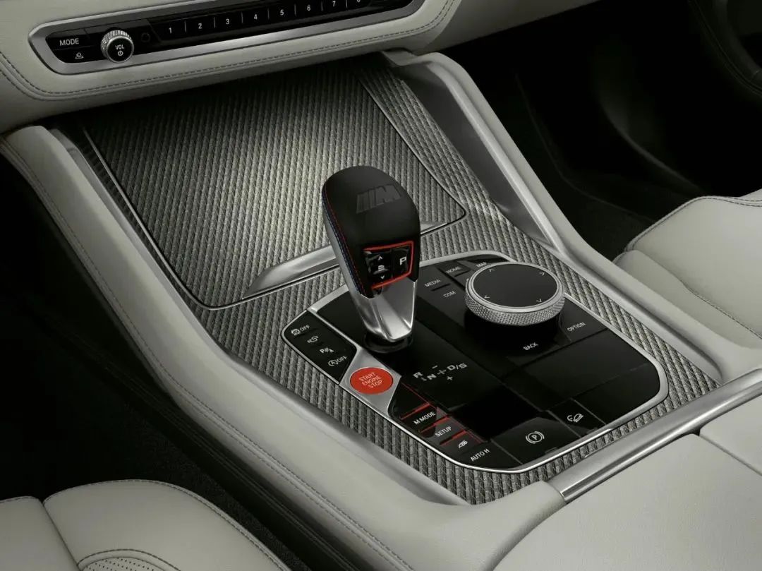 宝马领先型是什么意思_宝马领先_宝马如何在安全性能上实现领先？