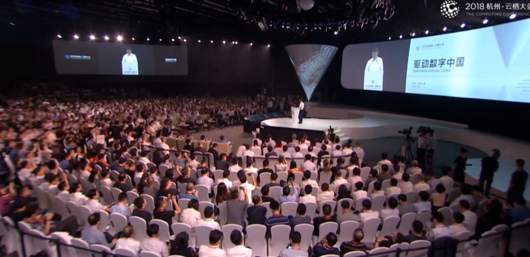 马云的成就与全球电商的未来_马云未来十年电商_马云未来趋势会从电商转变为