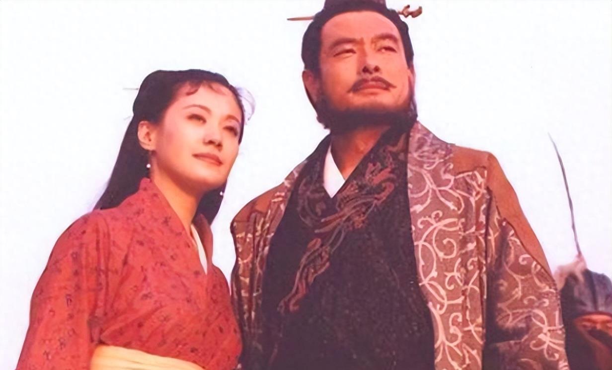 曹操评价审配忠义_曹操的忠奸评价与历史角色_忠臣曹操