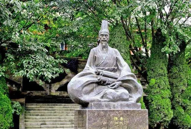 诸葛亮的军事理论思想_诸葛亮的军事才能与战略思想_诸葛亮的军事才能和政治才能