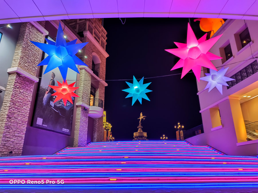 夜景人像拍摄参数设置_评测OPPO的摄像头:夜景与人像拍摄功能_夜景人像镜头