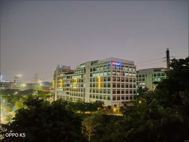 夜景人像镜头_评测OPPO的摄像头：夜景与人像拍摄功能_夜景人像拍摄参数设置