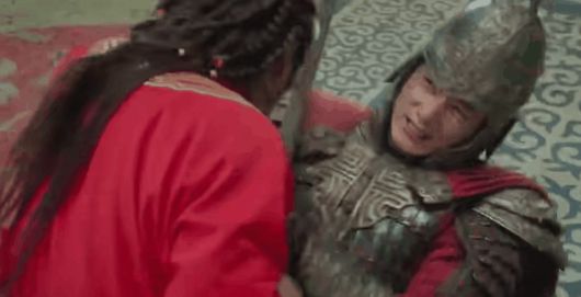 成龙地位年轻心中观众是什么_成龙在年轻观众心中的地位_成龙地位年轻心中观众是谁