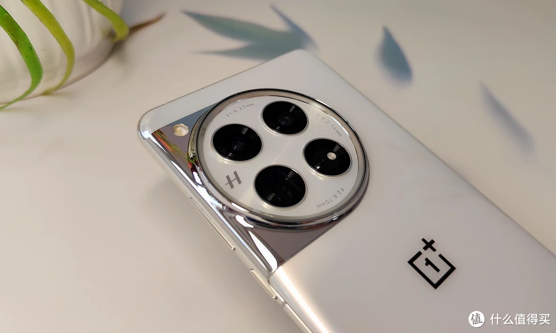 我有你没有,你有我更强!细数一加12提升用户体验的私家定制科技